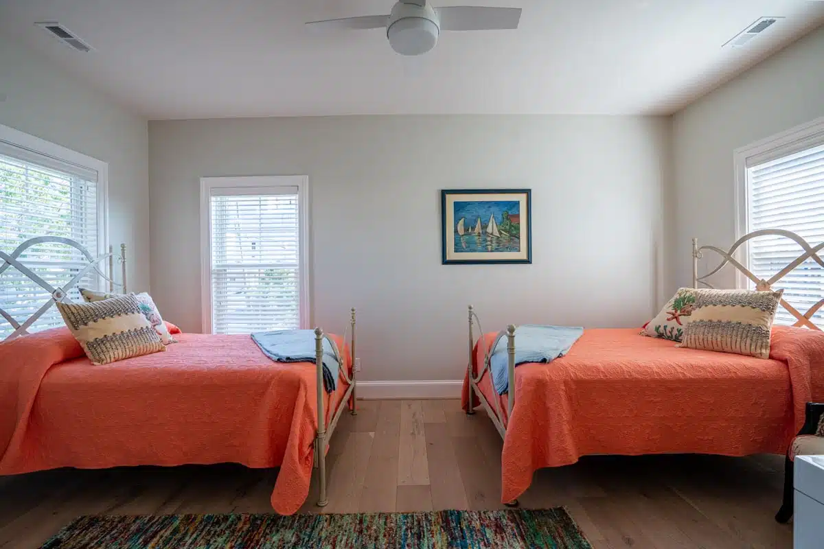 jmf-custom-town-house123