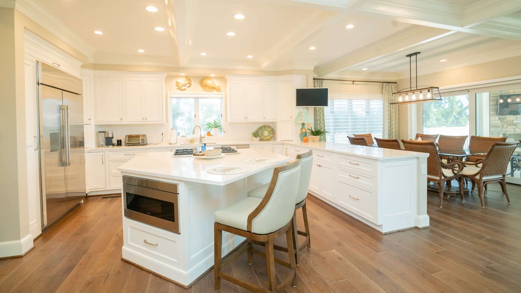 Energy-efficient, storm-resilient construction tailored for waterfront living